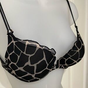 Daisy Fuentes Black and Cream Animal Print Rhinestone Accent Bra